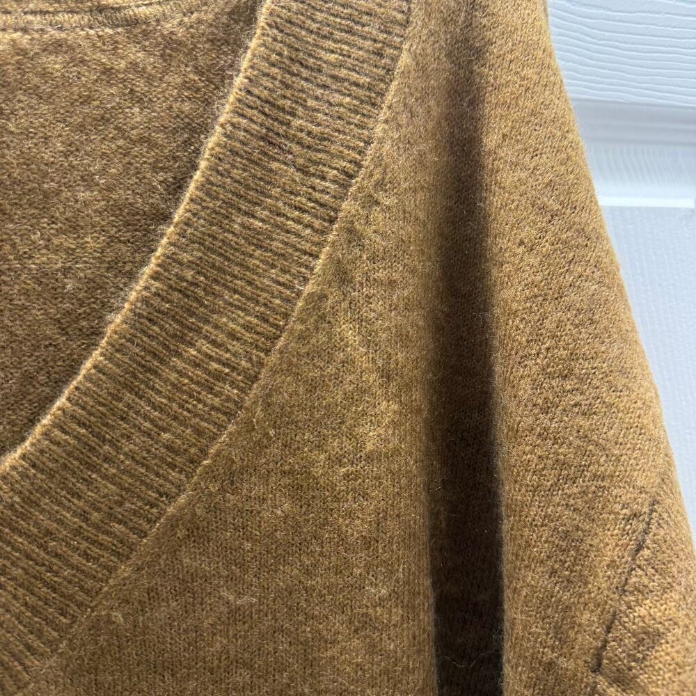 GAP Womens Forever Cozy V-Neck Sweater Rich Camel Sparkle XL NEW - Picture 6 of 8